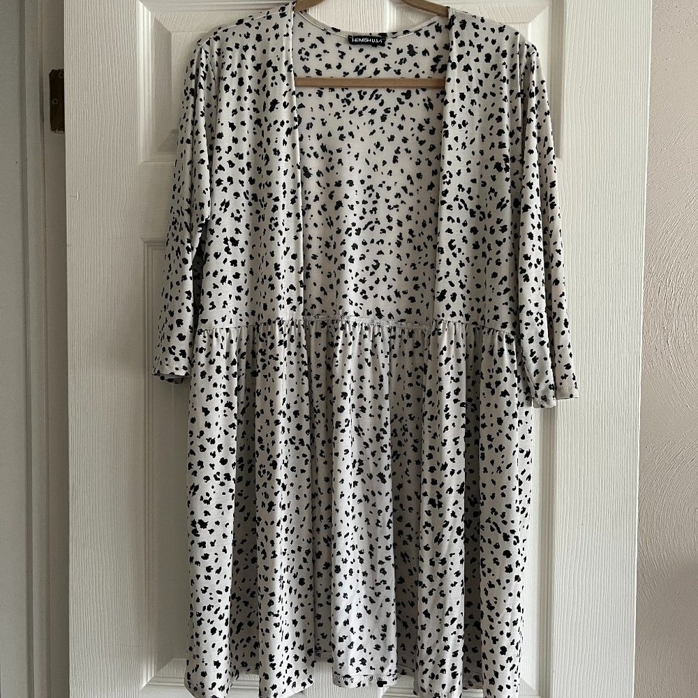 Black and White Duster